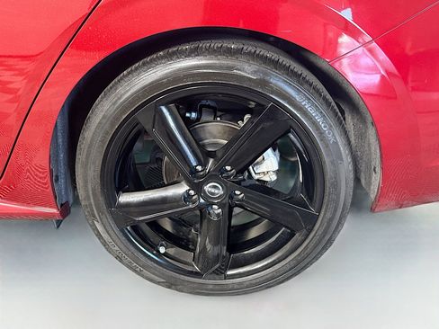 Used 2024 Nissan Sentra SR image 37