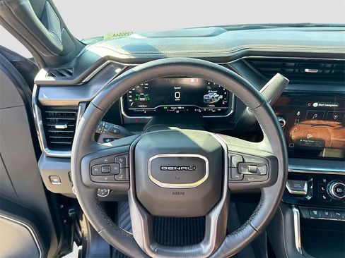 Used 2025 GMC Sierra 2500 Denali Ultimate image 14