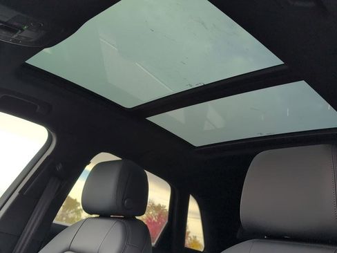 New 2025 Audi Q3 2.0T Premium image 18