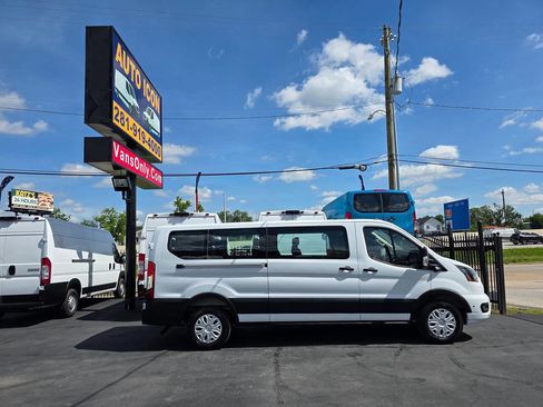 Used 2026 Ford Transit 350 XLT RWD image 3