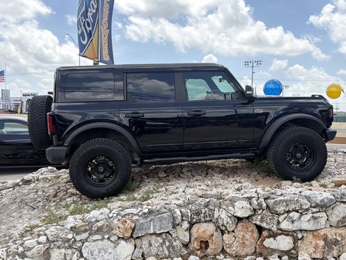 Used 2024 Ford Bronco Wildtrak AWD/4WD image 4