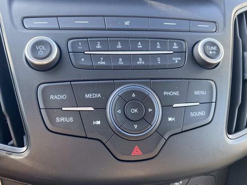 Certified 2018 Ford Focus SE image 27