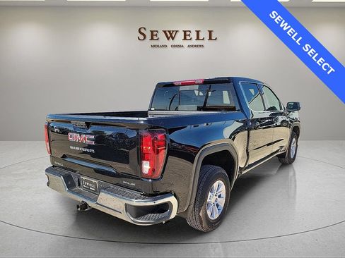 New 2026 GMC Sierra 1500 SLE w/ Preferred Package RWD image 5