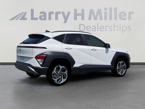 New 2026 Hyundai Kona SEL Premium FWD image 8
