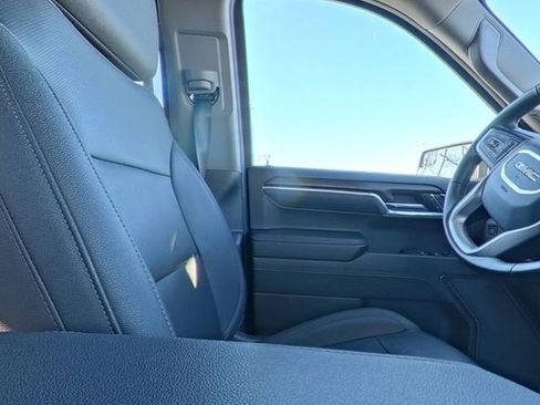 Used 2024 GMC Sierra 1500 SLT image 29
