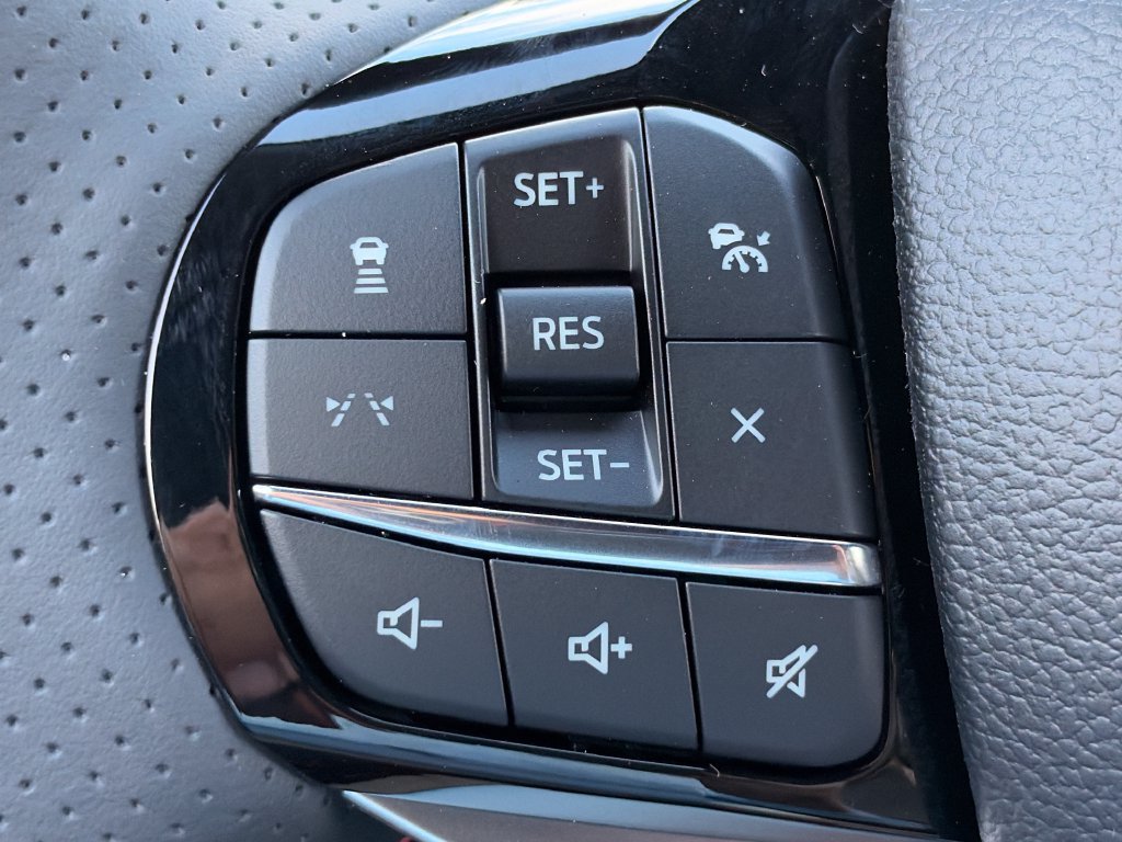 New 2027 Ford Explorer ST-Line w/ Premium Package RWD image 31