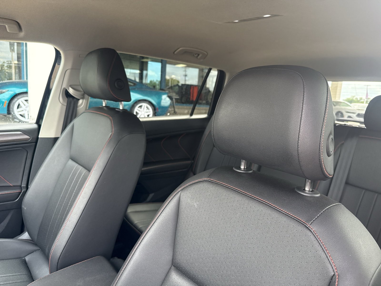 Used 2024 Volkswagen Tiguan Wolfsburg Edition FWD image 12