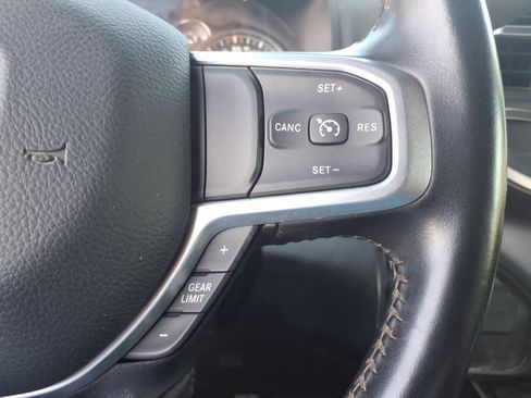 Used 2024 RAM 2500 Big Horn w/ Off Road Package AWD/4WD image 33
