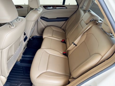 Used 2014 Mercedes-Benz ML 350 4MATIC image 25