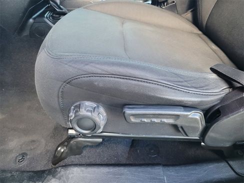 Used 2020 Jeep Wrangler Unlimited Sport S image 27