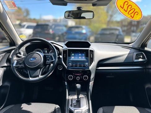 Used 2022 Subaru Forester Premium AWD/4WD image 18