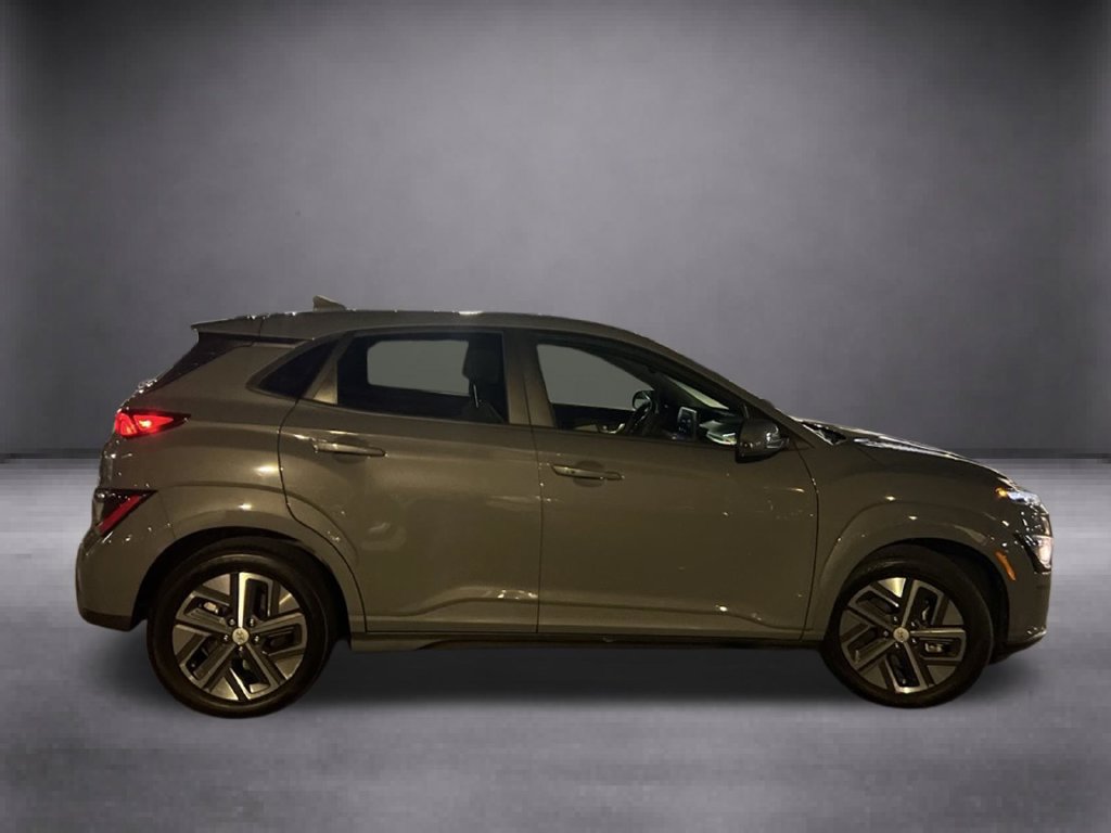 Certified 2023 Hyundai Kona SE FWD image 9
