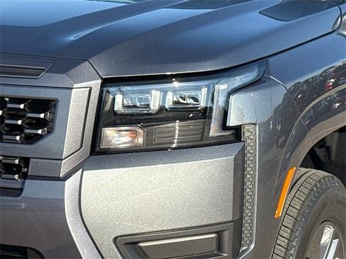 New 2026 Nissan Frontier SV image 5