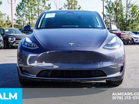 Used 2024 Tesla Model Y Long Range image 10