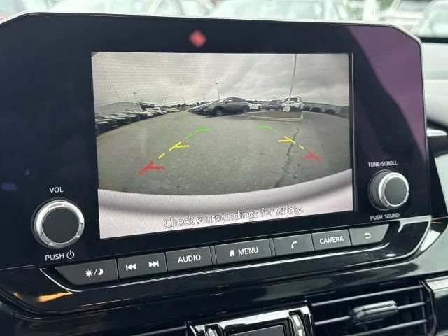 Certified 2025 Nissan Pathfinder SV AWD/4WD image 38