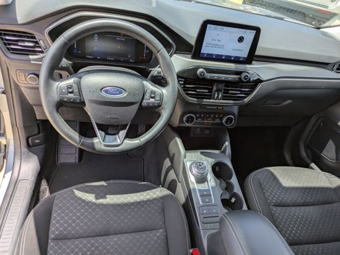 Used 2024 Ford Escape Active image 11