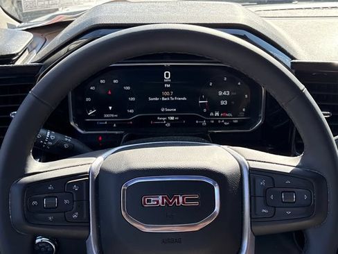 Used 2023 GMC Sierra 1500 Elevation AWD/4WD image 19
