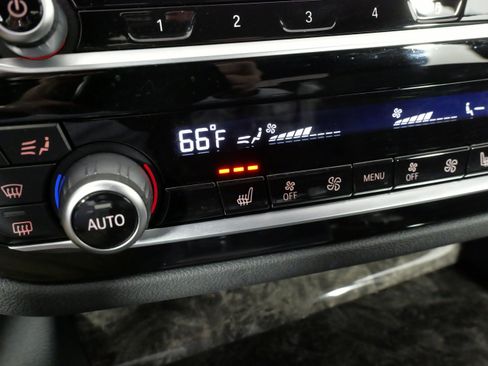 Used 2022 BMW 530i xDrive w/ Convenience Package AWD/4WD image 50