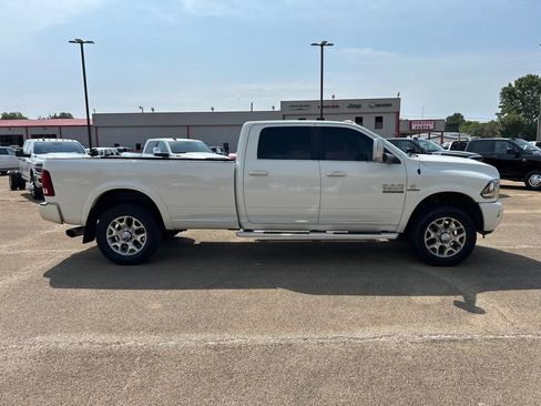 Used 2018 RAM 3500 Laramie Longhorn AWD/4WD image 7