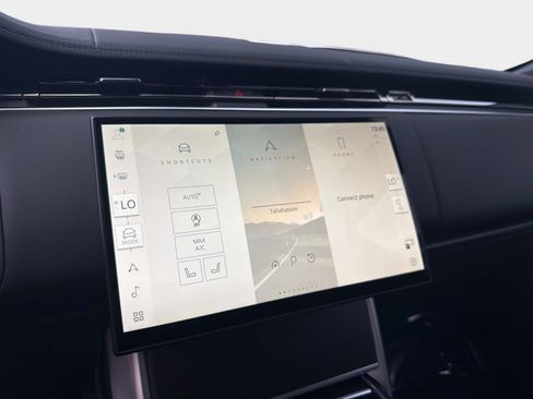 New 2026 Land Rover Range Rover SE AWD/4WD image 22