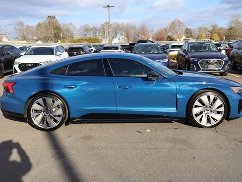 Used 2022 Audi e-tron GT Prestige AWD/4WD image 5