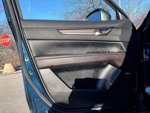 Used 2022 MAZDA CX-5 Signature image 23