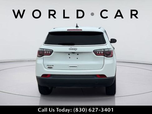 Used 2023 Jeep Compass Sport AWD/4WD image 6