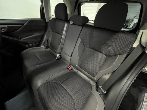 Used 2022 Subaru Forester Premium image 14