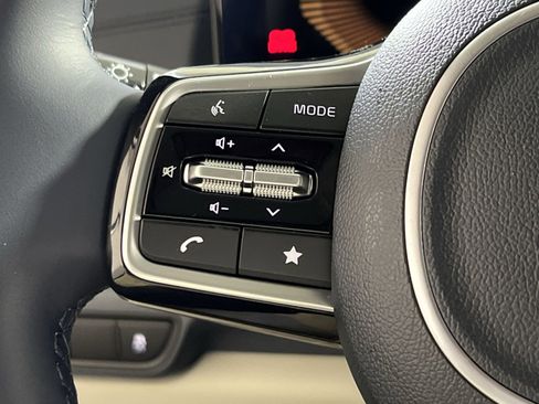 New 2026 Kia Carnival EX FWD image 30