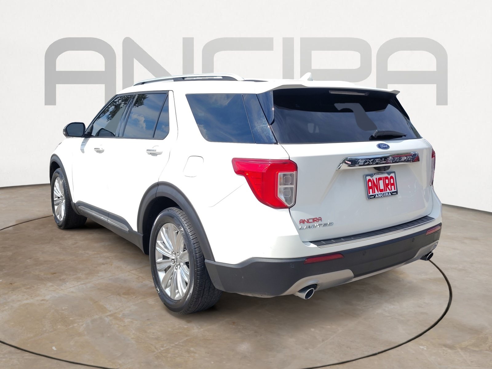 Used 2020 Ford Explorer Limited RWD image 8