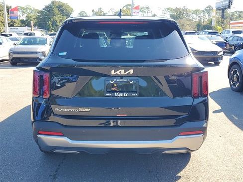 New 2026 Kia Sorento S w/ S Panoramic Sunroof Package image 5