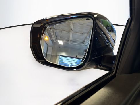 Used 2022 Jeep Grand Cherokee Limited 4xe w/ Luxury Tech Group II image 16