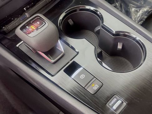 New 2026 Nissan Rogue SV FWD image 12