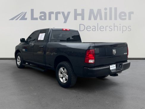 Used 2017 RAM 1500 Express image 3