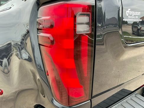 Used 2024 GMC Sierra 3500 SLT w/ SLT Premium Package AWD/4WD image 14