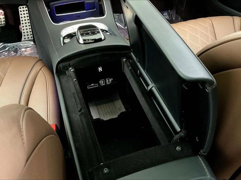 Used 2019 Mercedes-Benz S 560 4MATIC Sedan image 16