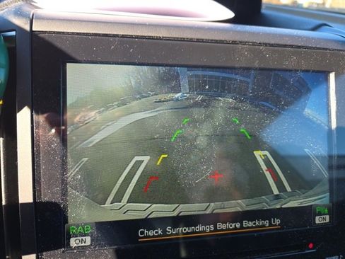 Used 2022 Subaru Forester Limited image 6