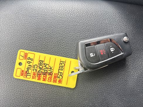 Used 2025 Toyota RAV4 LE image 28