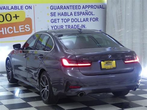 Used 2021 BMW 330e xDrive w/ Convenience Package image 6