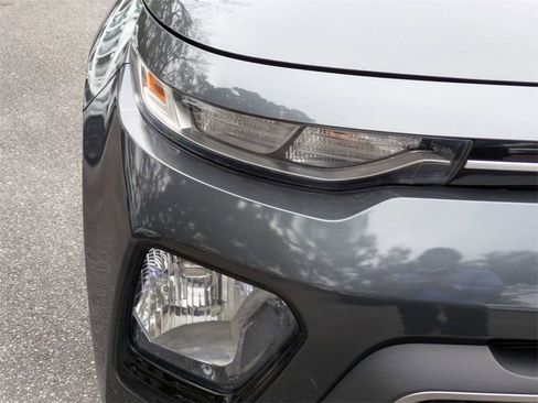 Used 2022 Kia Soul EX image 10