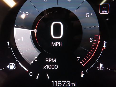 Used 2025 GMC Yukon Denali image 13