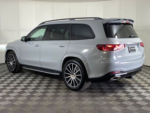 New 2026 Mercedes-Benz GLS 450 4MATIC image 3