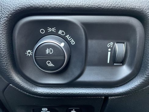 Used 2020 RAM 1500 Big Horn image 27