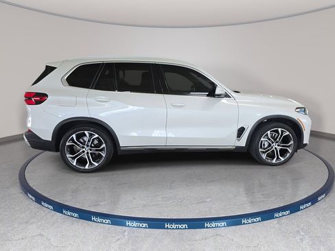 Used 2024 BMW X5 sDrive40i w/ Premium Package image 6