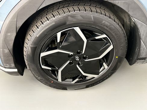 Used 2024 Hyundai Ioniq 5 SEL image 11