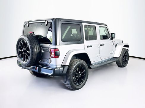 Used 2023 Jeep Wrangler Sahara w/ Cold Weather Group image 9