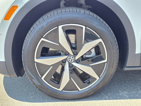 Used 2023 Volkswagen ID.4 Pro S AWD/4WD image 8