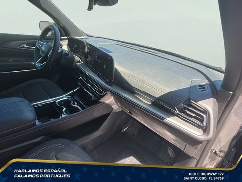 Certified 2026 Chevrolet Traverse LT w/ Driver Confidence Package FWD image 36