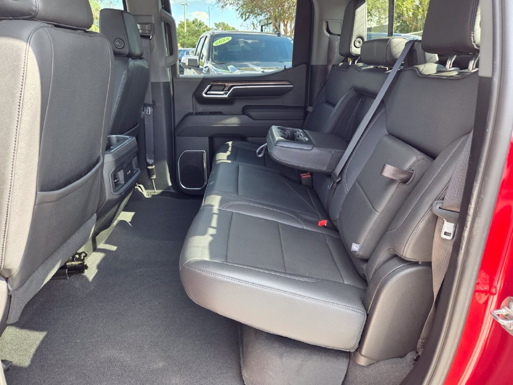 Used 2023 Chevrolet Silverado 1500 RST AWD/4WD image 8
