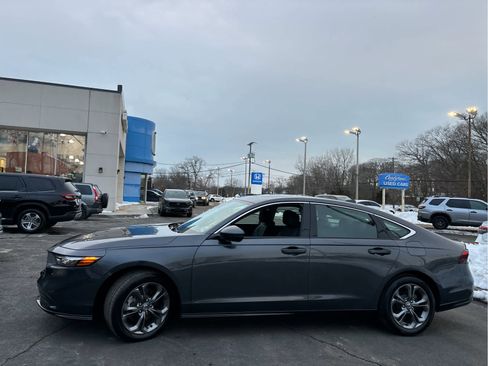 Certified 2023 Honda Accord EX-L image 6
